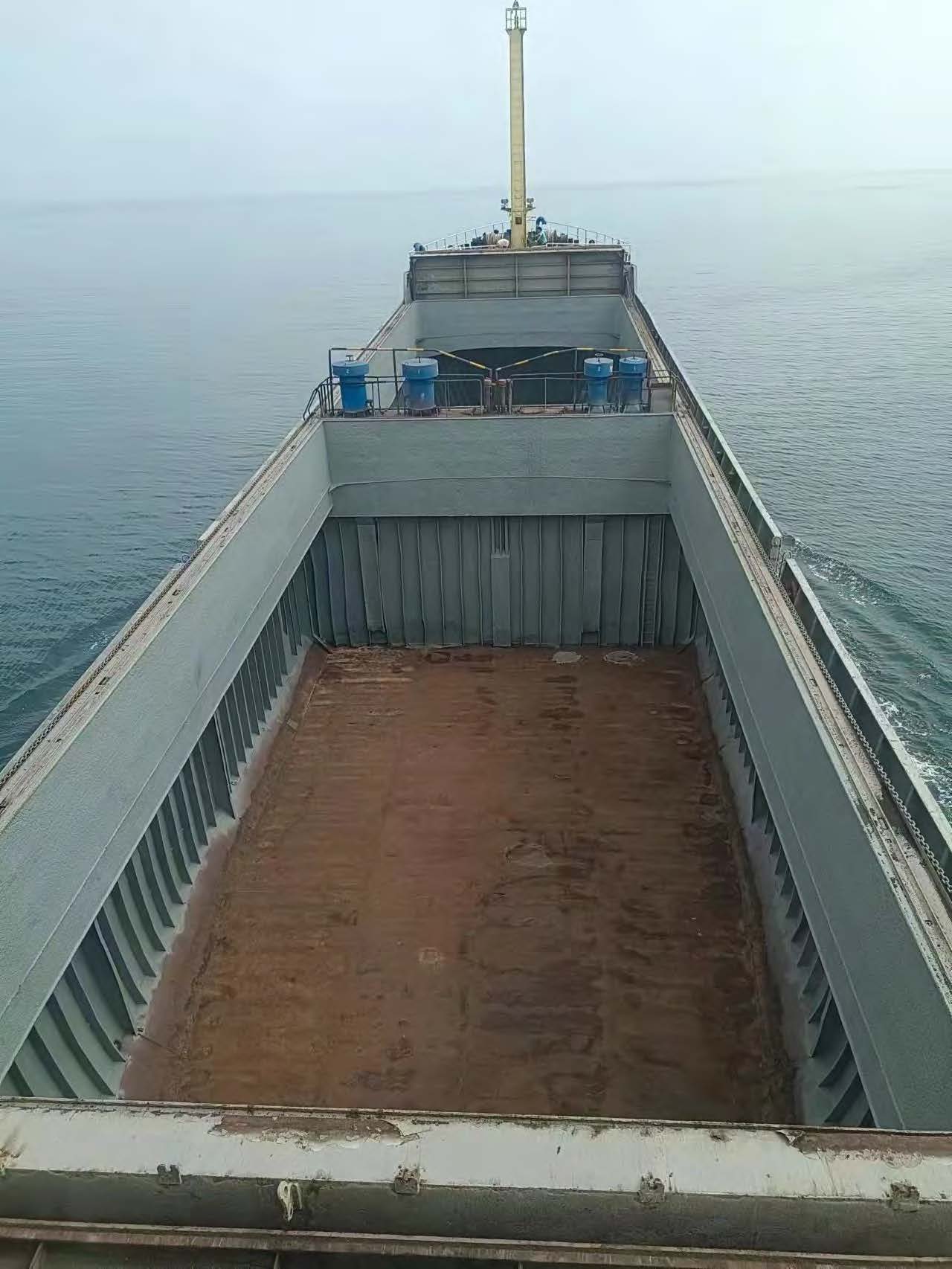 2800Dwt Gearless Cargo Vessel